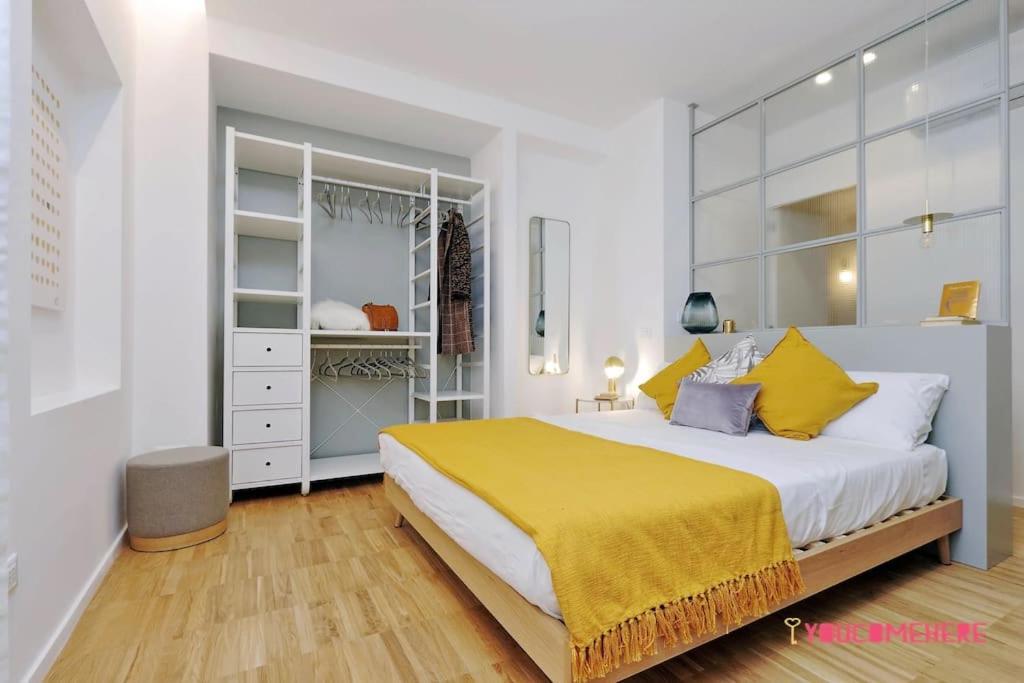 Ych-Renovated And Design Flat Close To The Center Рим Экстерьер фото