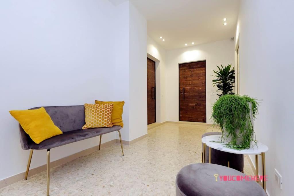Ych-Renovated And Design Flat Close To The Center Рим Экстерьер фото